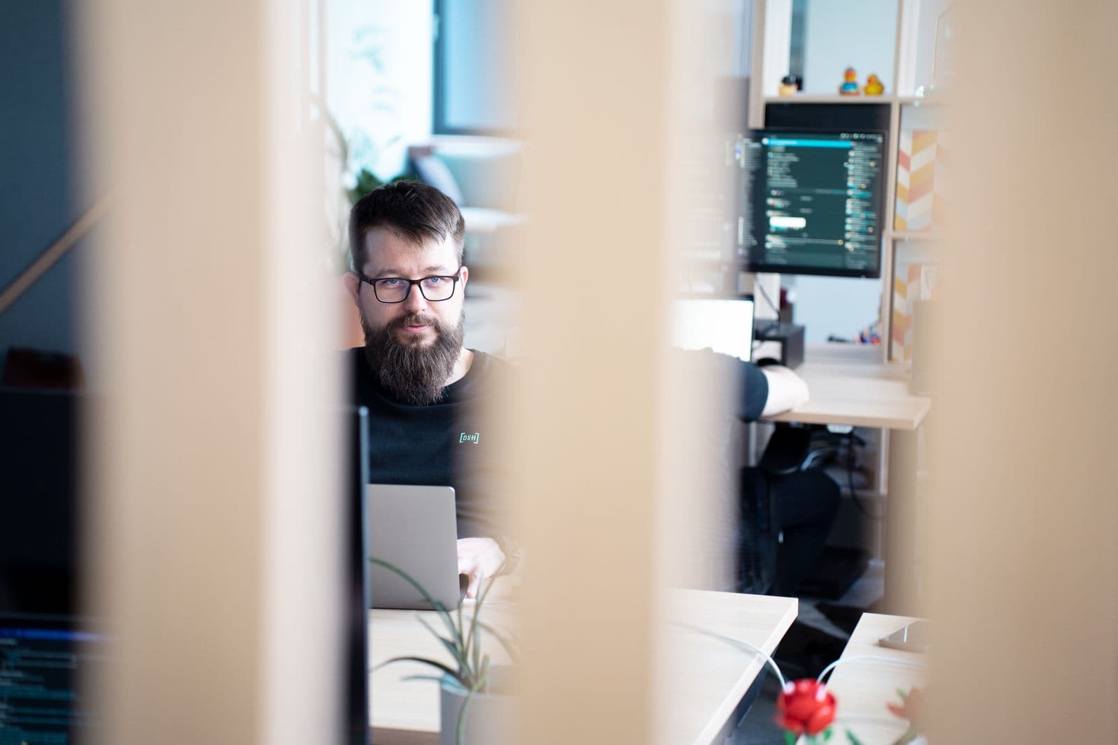 Article Image Man Looking